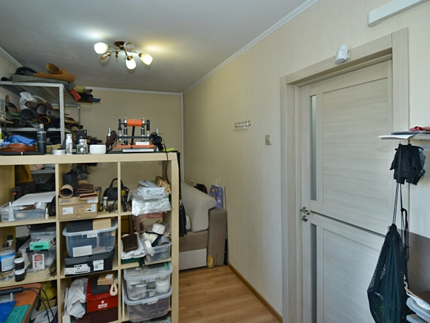 Купить четырехкомнатную квартиру в Новосибирской области. Вариант № 3881281, 25, площадь -  квм, цена 7500000 рублей