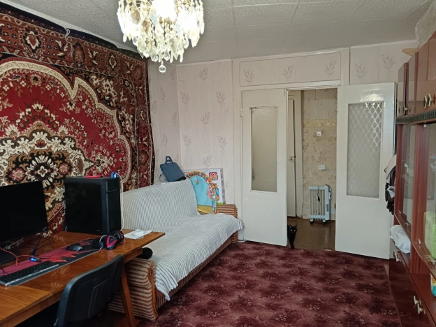 Купить трехкомнатную квартиру в районе Ленинский в Новосибирске. Вариант № 37780, 8, площадь -  квм, цена 4600000 рублей