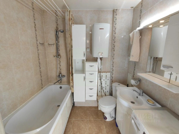 Купить однокомнатную квартиру в Новосибирской области. Вариант № 10410160, 4, площадь -  квм, цена 6750000 рублей