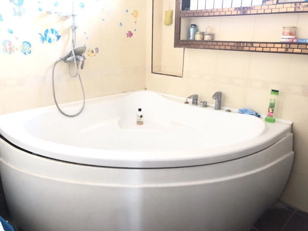 Купить дом в Белгороде. Вариант № 11698, 34, площадь -  квм, цена 10300000 рублей