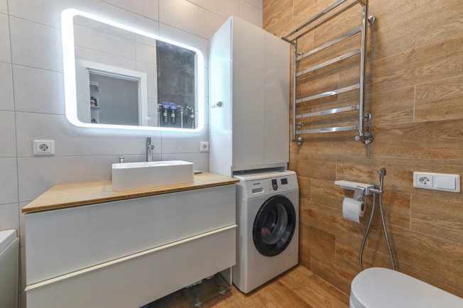 Купить двухкомнатную квартиру в Ростовской области. Вариант № 37085, 13, площадь -  квм, цена 8600000 рублей