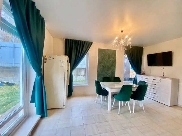 Купить дом в Калуге. Вариант № 10958, 3, площадь -  квм, цена 12990000 рублей