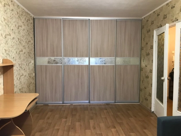 Купить однокомнатную квартиру в Ростовской области. Вариант № 9589877, 2, площадь -  квм, цена 3600000 рублей