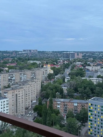 Купить однокомнатную квартиру в районе Октябрьский в Ростове-на-Дону. Вариант № 3023986, 9, площадь -  квм, цена 6650000 рублей