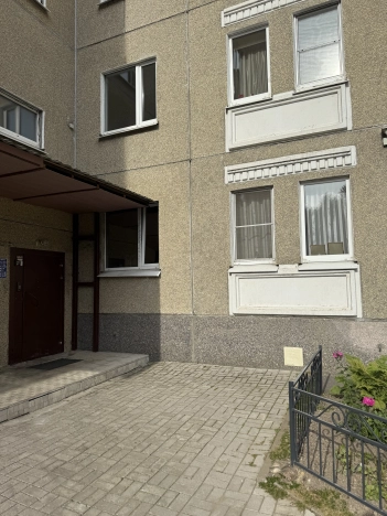 Купить квартиру у метро Парнас в Ленинградской области. Вариант № 38907, 26, площадь -  квм, цена 6400000 рублей