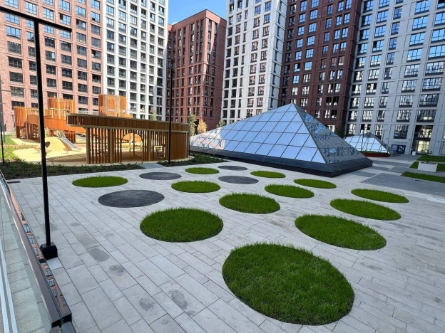 Купить квартиру в районе Басманный в Москве. Вариант № 53759, 4, площадь - квм, цена 25200000.0000 рублей