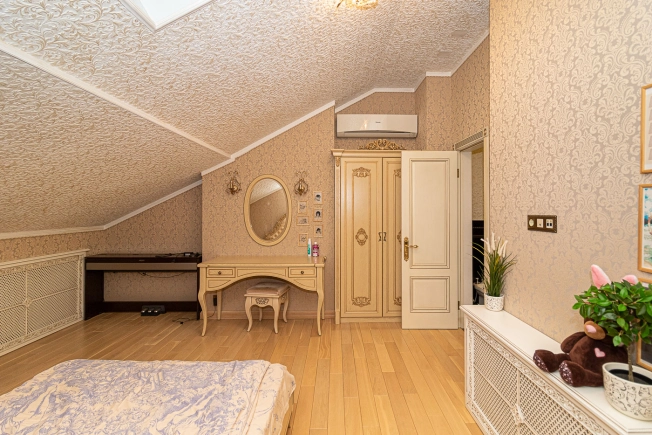 Купить дом в Лакинске. Вариант № 1293, 32, площадь -  квм, цена 110000000 рублей