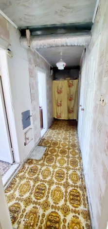 Купить двухкомнатную квартиру на вторичке на улице Октябрьская в Владимирской области. Вариант № 8019676, 10, площадь -  квм, цена 850000 рублей