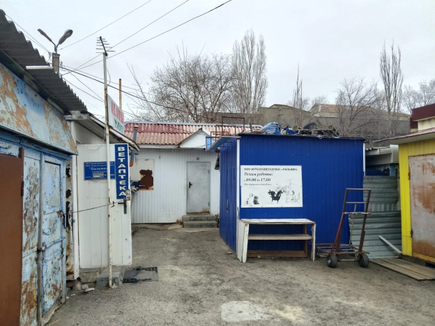 Купить коммерческую недвижимость в Элисте. Вариант № 7091, 0, площадь -  квм, цена 140000 рублей