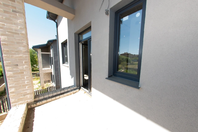 Купить трехкомнатную квартиру на улице Молодёжная в Владимирской области. Вариант № 8445, 25, площадь -  квм, цена 9999000 рублей