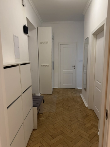 Снять квартиру в Москве. Вариант № 8476576, 6, площадь -  квм, цена 100000 рублей