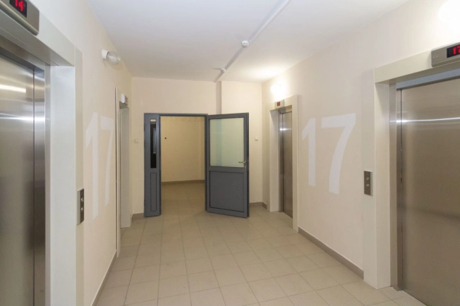 . Вариант № 2667063, 18, площадь - 67.7 квм, цена 11990000 рублей