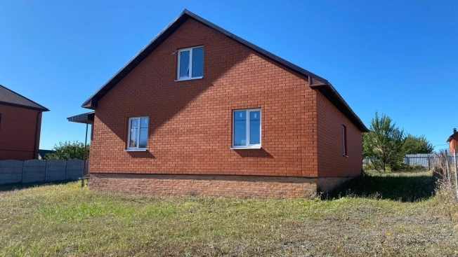 Купить дом на улице Везельская в Белгороде. Вариант № 5922371, 6, площадь -  квм, цена 3900000 рублей