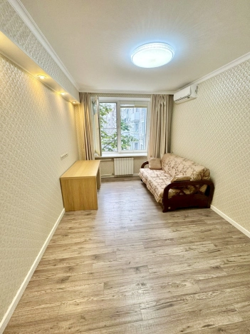 Купить квартиру в Москве. Вариант № 2516904, 9, площадь - квм, цена 26999999.0000 рублей