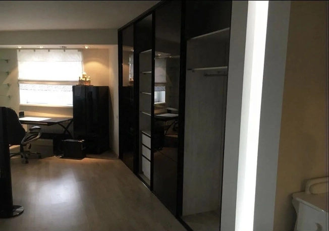 Купить трехкомнатную квартиру в Ростовской области. Вариант № 3295304, 1, площадь -  квм, цена 14500000 рублей