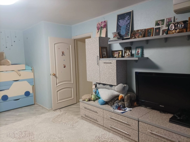 Купить квартиру на улице Маршала Рыбалко в Волгограде. Вариант № 5328, 4, площадь -  квм, цена 6460000 рублей