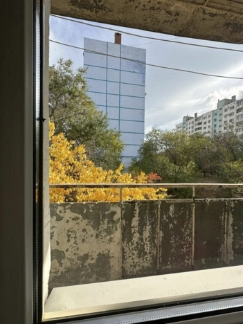 Купить однокомнатную квартиру в Волгограде. Вариант № 9122717, 3, площадь -  квм, цена 3150000 рублей