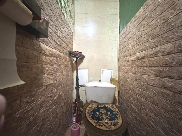 Купить четырехкомнатную квартиру в Иркутской области. Вариант № 33547, 14, площадь -  квм, цена 5800000 рублей