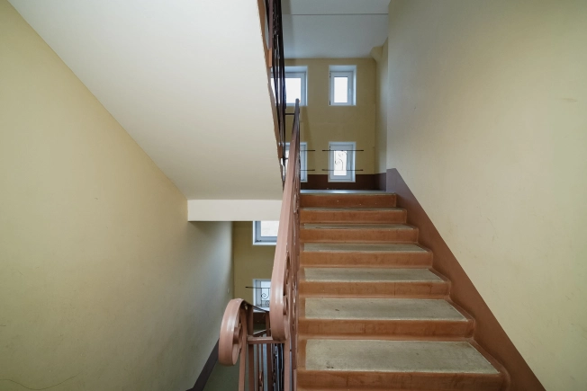 Купить однокомнатную квартиру в Омске. Вариант № 8464559, 15, площадь -  квм, цена 3950000 рублей