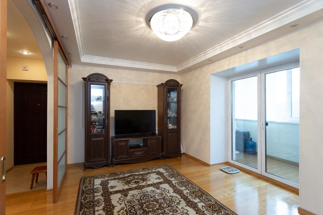 . Вариант № 7621175, 5, площадь - 69 квм, цена 11250000 рублей