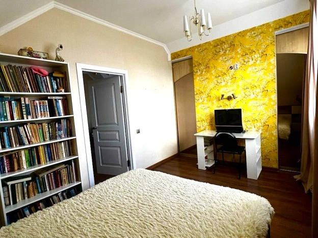 Купить дом на улице Средний переулок в Калининграде. Вариант № 41477, 12, площадь -  квм, цена 8400000 рублей