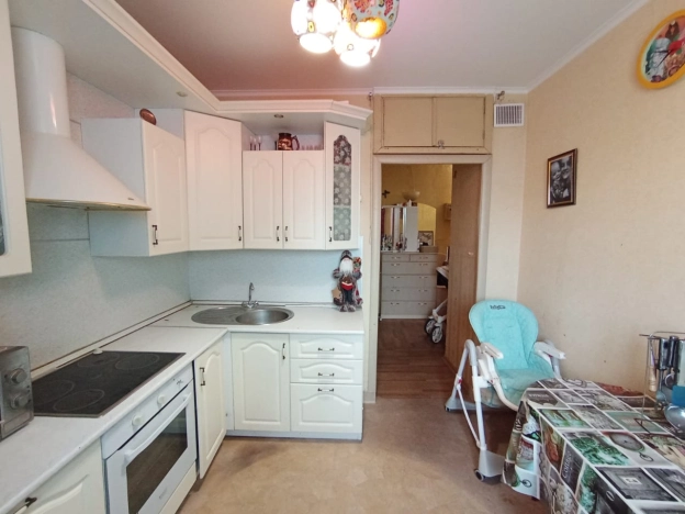 Купить квартиру в районе Черновский в Чите. Вариант № 4063982, 8, площадь -  квм, цена 4990000 рублей