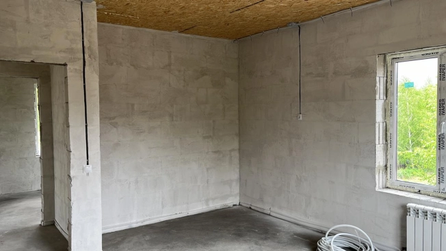 Купить дом в Новосибирске. Вариант № 10465458, 8, площадь -  квм, цена 7650000 рублей