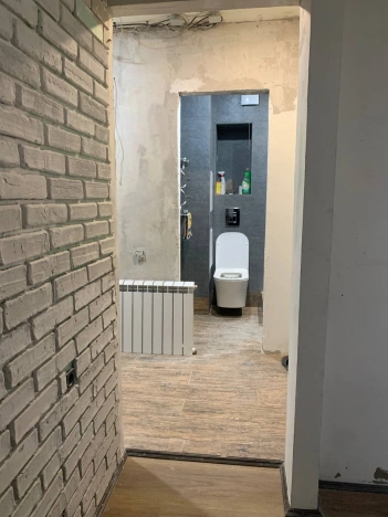 Купить двухкомнатную квартиру на улице переулок Николая Липового в Бийске. Вариант № 2981410, 5, площадь -  квм, цена 3700000 рублей