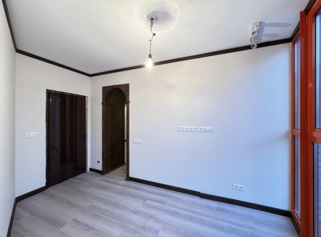 Купить квартиру в Москве. Вариант № 8599674, 36, площадь -  квм, цена 26000000 рублей