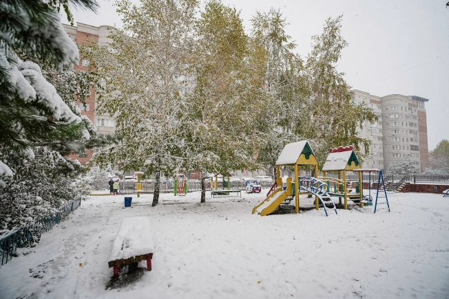 Купить двухкомнатную квартиру на улице 70 лет Октября в Омске. Вариант № 37484, 24, площадь -  квм, цена 9150000 рублей