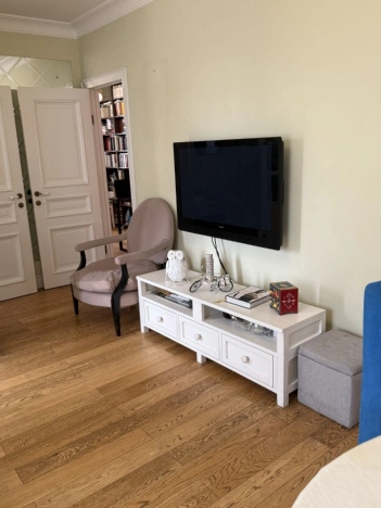 Купить квартиру в Москве. Вариант № 9004203, 8, площадь - квм, цена 39000000 рублей