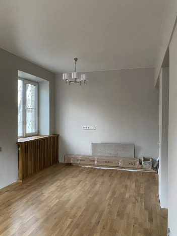 Купить квартиру в Москве. Вариант № 9901776, 4, площадь -  квм, цена 15000000 рублей