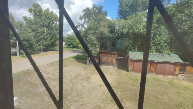 Купить трехкомнатную квартиру в Приморском крае. Вариант № 2096472, 12, площадь -  квм, цена 3300000 рублей