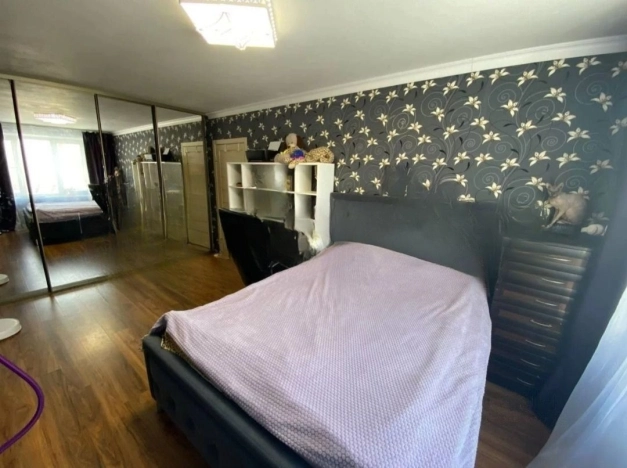 Купить квартиру в Москве. Вариант № 9319640, 9, площадь -  квм, цена 12000000 рублей