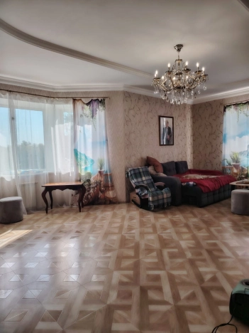 Купить дом в районе Заельцовский в Новосибирске. Вариант № 3876416, 4, площадь -  квм, цена 19500000 рублей