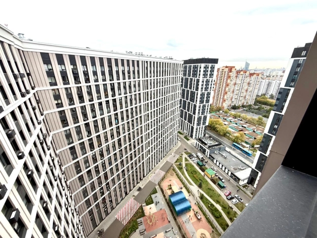 Купить квартиру в Москве. Вариант № 6165665, 19, площадь -  квм, цена 28000000 рублей