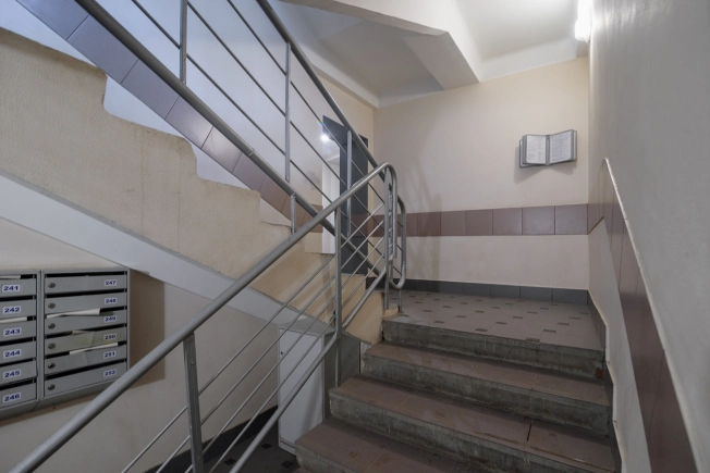 Купить трехкомнатную квартиру в районе Ленинский в Новосибирске. Вариант № 8865194, 24, площадь -  квм, цена 8500000 рублей