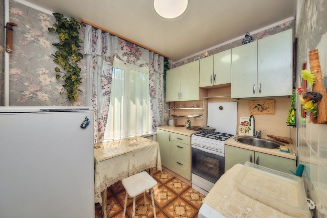 Купить трехкомнатную квартиру на улице Касимовское шоссе в Рязани. Вариант № 60104, 8, площадь -  квм, цена 3850000 рублей