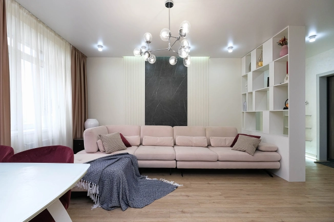 Купить трехкомнатную квартиру в Новосибирской области. Вариант № 8461812, 7, площадь -  квм, цена 15990000 рублей