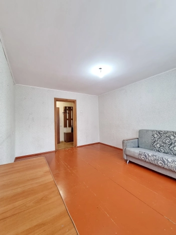 Купить двухкомнатную квартиру в Абакане. Вариант № 2350587, 10, площадь - квм, цена 3900000 рублей