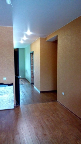 Купить трехкомнатную квартиру в Новосибирске. Вариант № 9858541, 15, площадь -  квм, цена 10800000 рублей