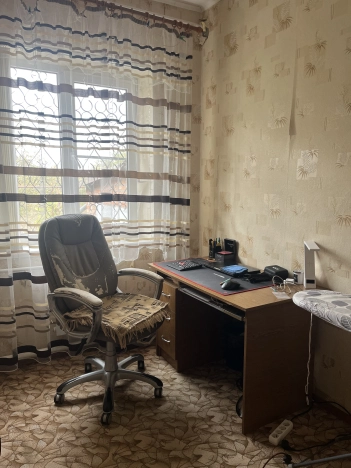 Купить дом в Новочеркасске. Вариант № 5556911, 12, площадь -  квм, цена 9500000 рублей