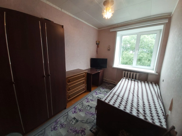 Купить квартиру на улице Ленина в Камешкове. Вариант № 23480, 0, площадь -  квм, цена 1600000 рублей