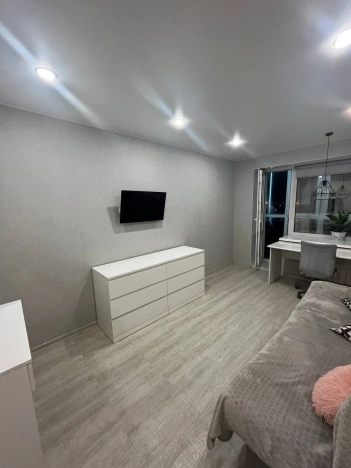 Купить двухкомнатную квартиру в Омске. Вариант № 3264181, 1, площадь -  квм, цена 6900000 рублей