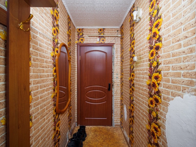 Купить квартиру в Омске. Вариант № 10812065, 9, площадь - квм, цена 3300000 рублей