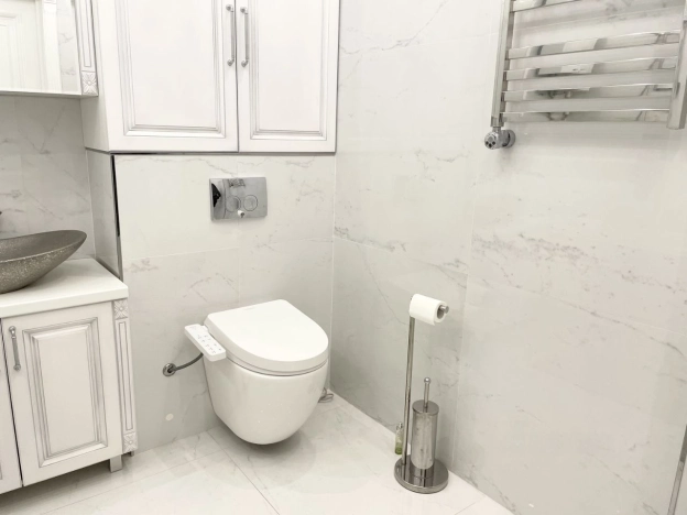 Купить квартиру в Москве. Вариант № 10382111, 25, площадь -  квм, цена 70000000 рублей