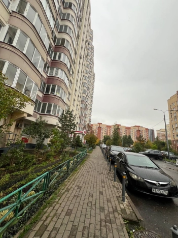 . Вариант № 2832649, 13, площадь - 76.2 квм, цена 12400000 рублей