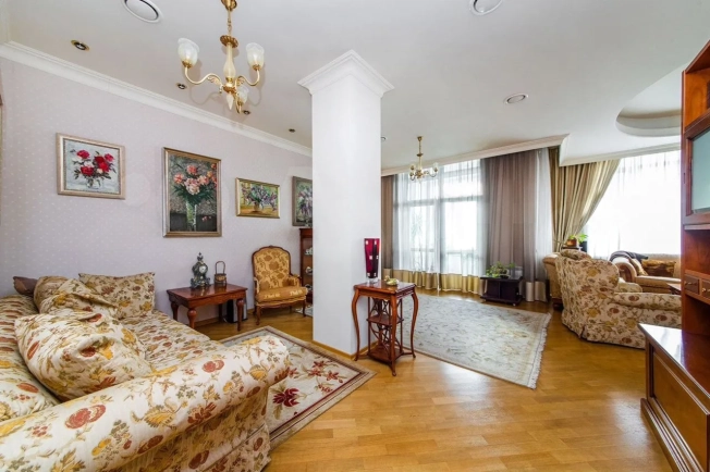 Купить квартиру в Москве. Вариант № 9229706, 4, площадь -  квм, цена 87000000 рублей