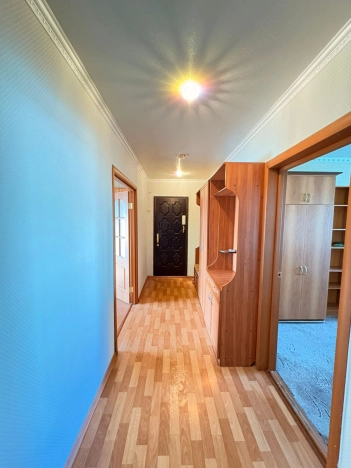 Снять квартиру в Тобольске. Вариант № 10215185, 11, площадь -  квм, цена 42000 рублей