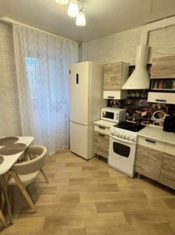 Купить квартиру в районе Ленинский в Новосибирске. Вариант № 10794088, 1, площадь - квм, цена 5000000 рублей